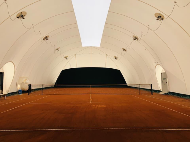 tennis indoor